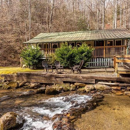 Creekside 1920'S Farmhouse Bryson City Exterior photo